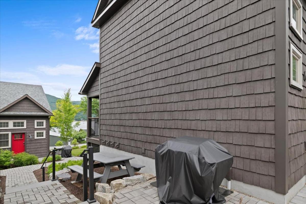 Lakeside Lodging Lake George Buitenkant foto